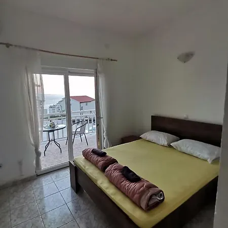 Banana Apartamento Gradac (Split-Dalmatia)